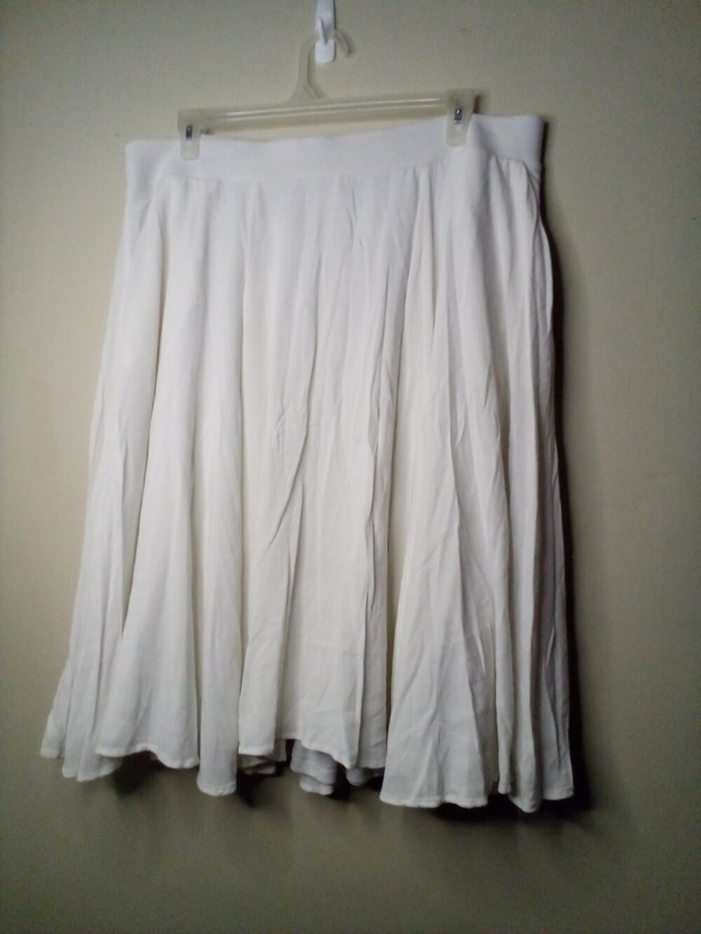 Torrid Skirt Women 3 3X Pull On Elastic Flowing Lined White - Picture 2 of 16
